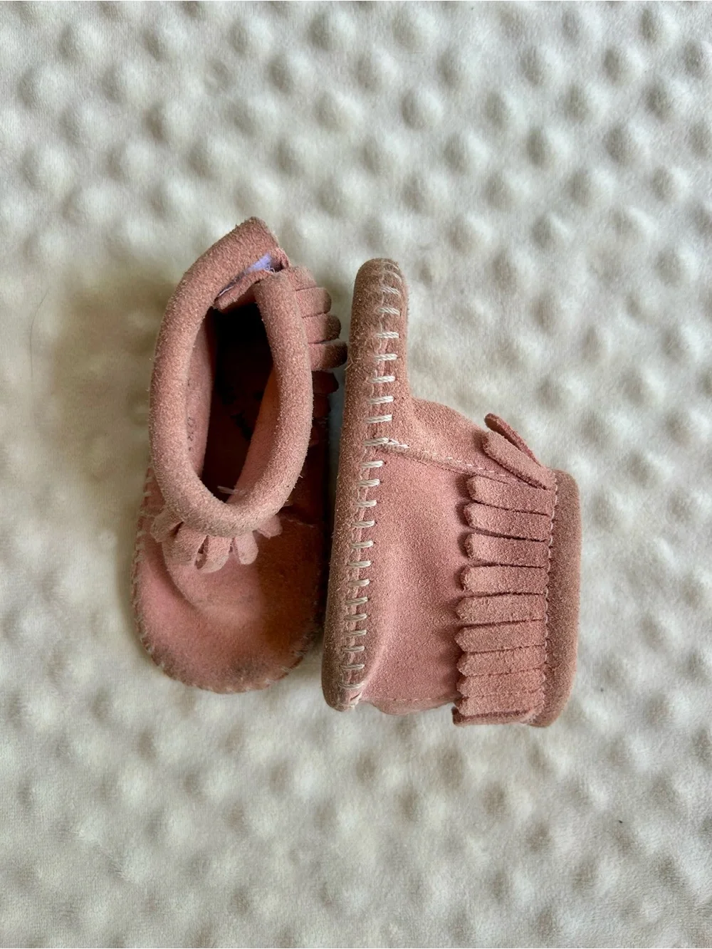 Minnetonka Rose Pink Baby Fringe Moccasin Booties Infant 3